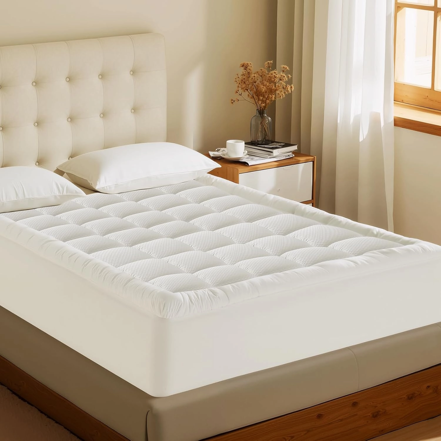 MATBEBY Twin XL Mattress Pad - Cooling Breathable Mattress Topper, Quilted Fitted Mattress Protector, Pillow Top Mattress Cover with 8-21" Deep Pocket, Soft, Machine Washable, White, Twin Extra Long
