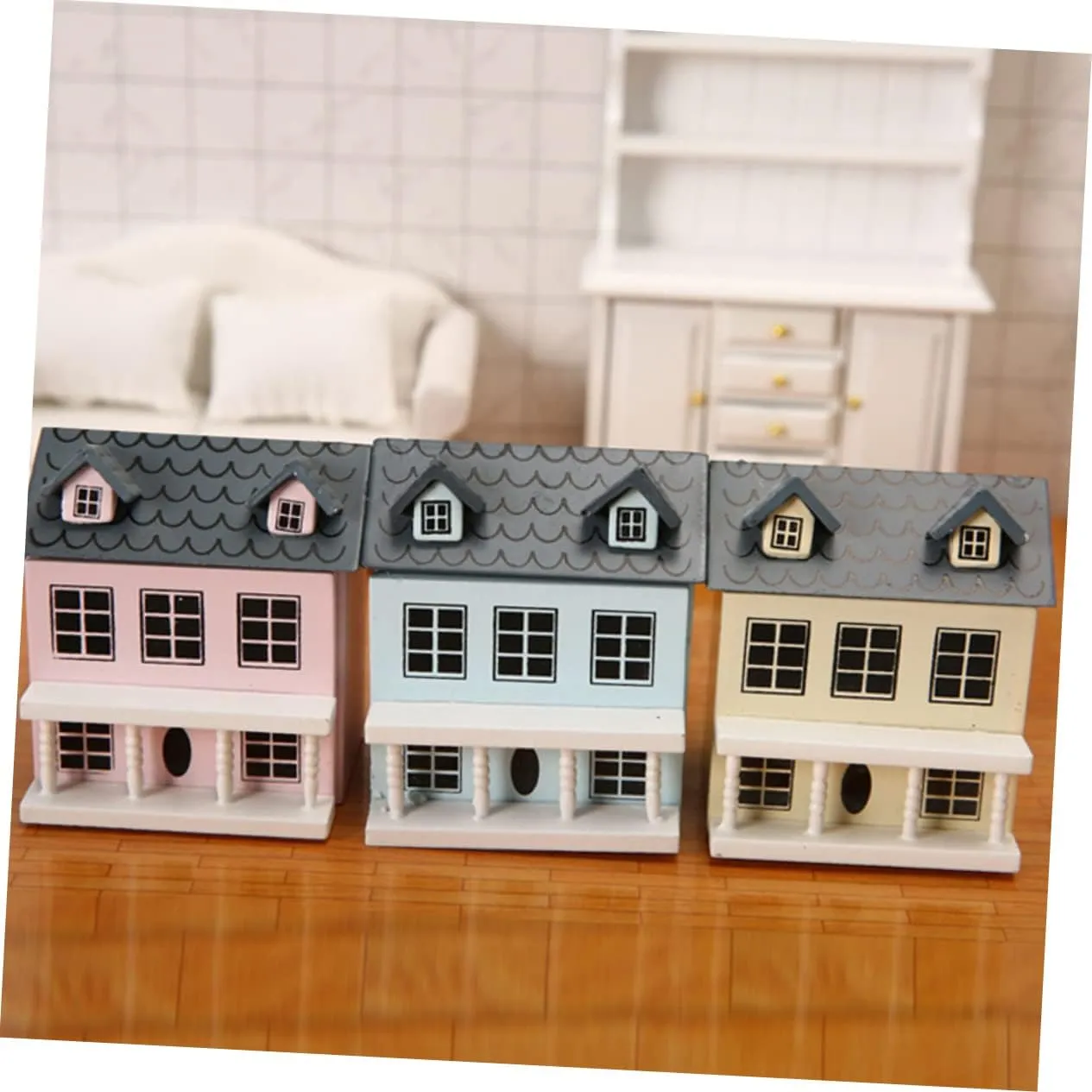 Miniature House Model Adorable Dollhouse Walls Roof House Ornament for Home Office Decorations